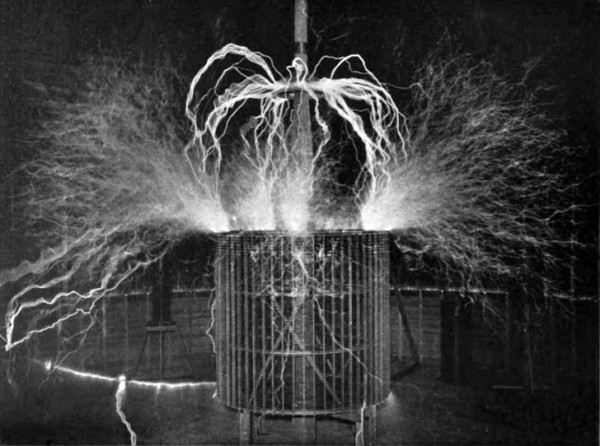 The magnifying transmitter coil ringed with electrical discharges